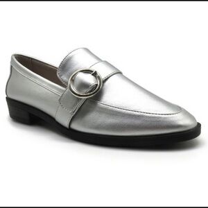 NIB-Pierre Dumas Silver Buckle-Accent Flat